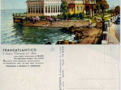 Fu costruito nel 1950 accanto alla foce del torrente Valenzano (il Canalone di Japigia), nel punto in cui oggi il lungomare cambia nome da corso Trieste in via Di Cagno Abbrescia, su quello che un tempo era il semplice prolungamento di viale Imperatore Traiano